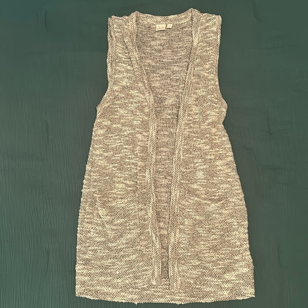 Gray sleeveless sweater